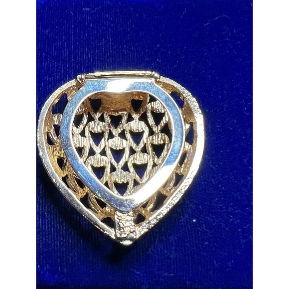 1980s Celebrity-Signed Gold Tone Heart Shaped Scarf Clip - Vintage Elegance - Picture 4 of 5